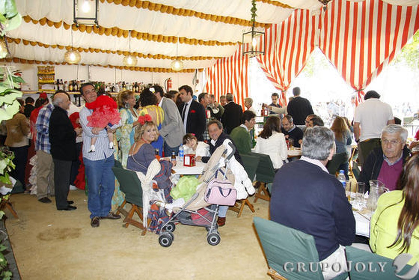 La caseta El continental, primer premio en el certamen de decoración interior.

Foto: Andr?Mora /Fito Carreto