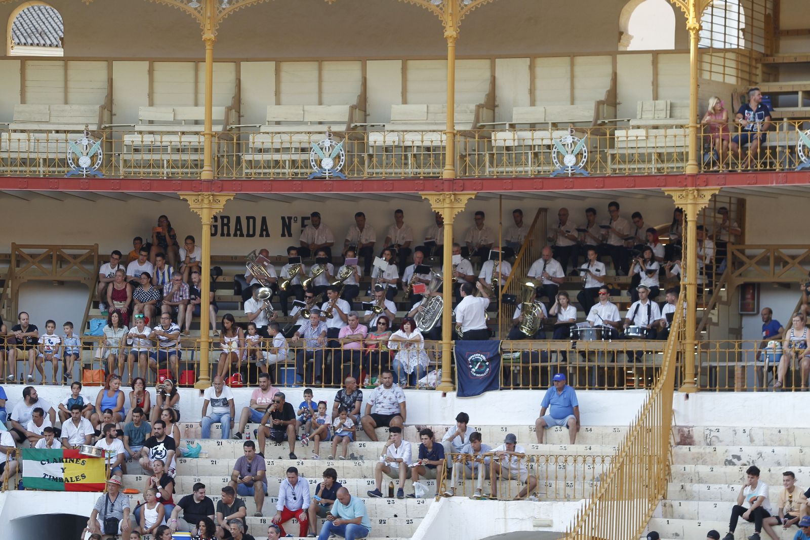 Fotogalería novillada Escuela Taurina de Almería. Feria de Almería 2019