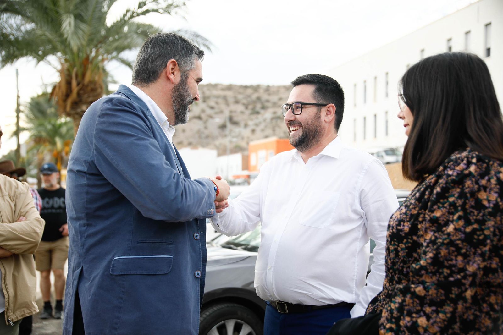 Descubrimiento de la silla del actor Fabio Testi en el Paseo de la Fama de Tabernas, en imágenes