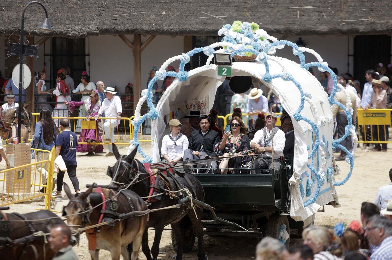 El Rocío 2023: Imágenes de ambiente y presentaciones de las Hermandades