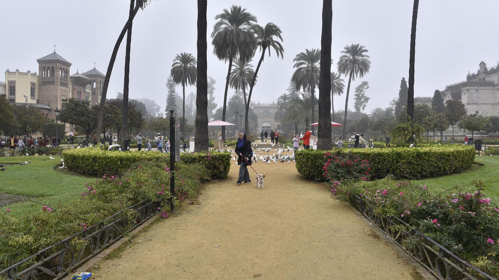 La Plaza de América, lugar donde se encuentran las victorias aladas.