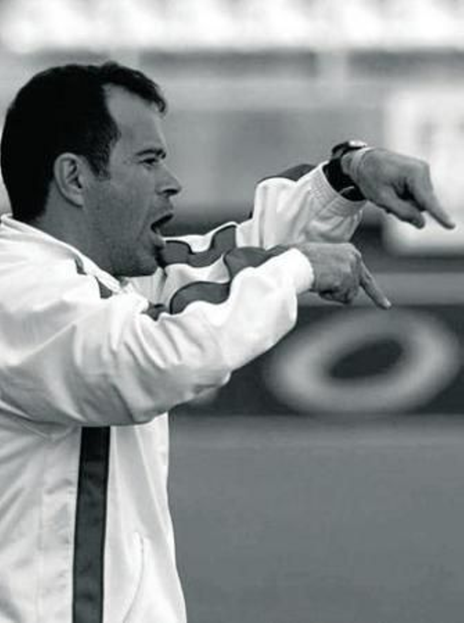 Todo hace indicar que el nuevo entrenador del Recreativo será Álvaro Cervera o Sergio Lobera, tras la rescisión de este en Ceuta.