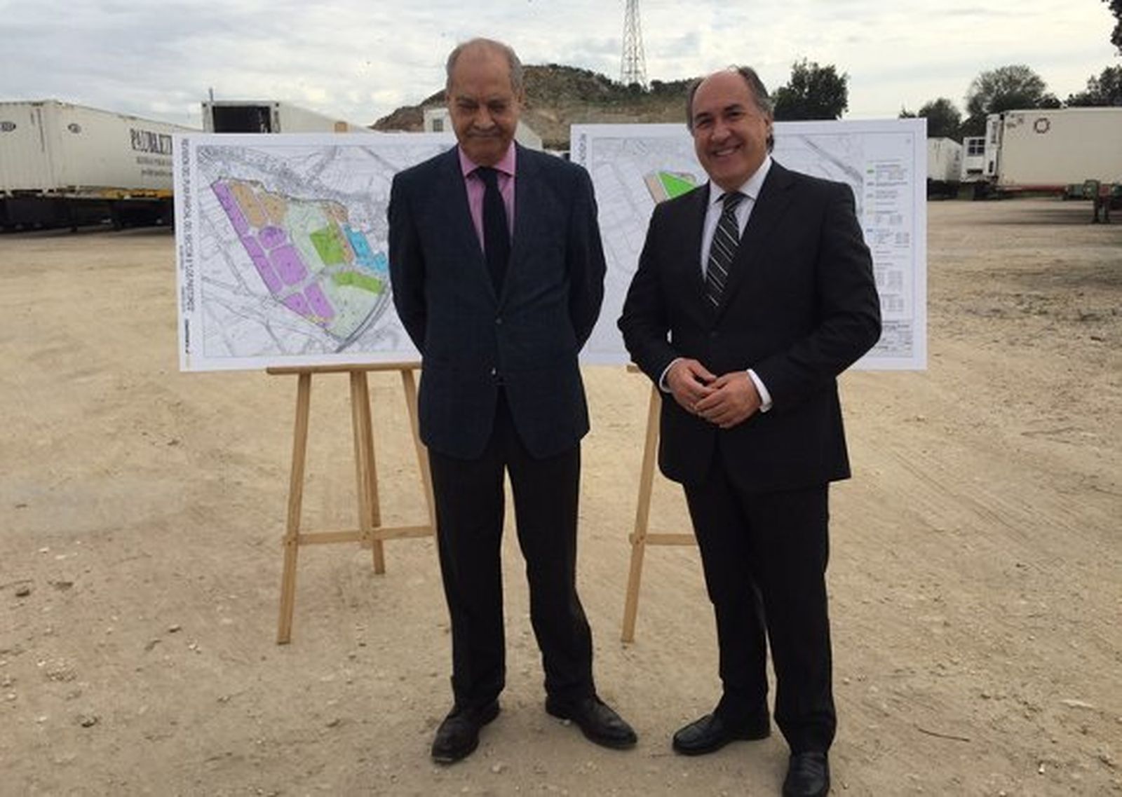 Ramos y Landaluce se reúnen con los empresarios de Cortijo Real