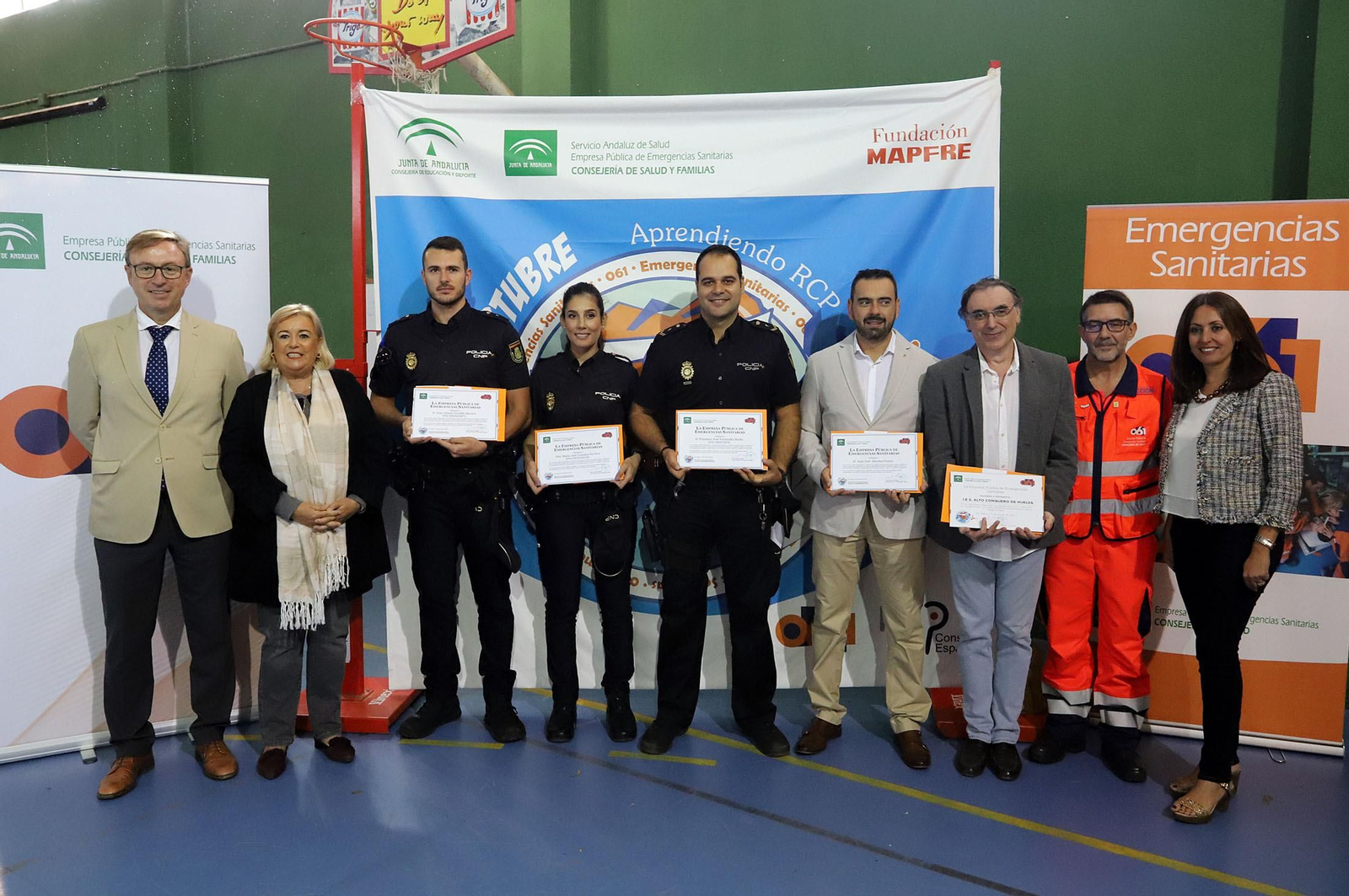 Imágenes de las jornadas de reanimación pulmonar en el IES Alto Conquero