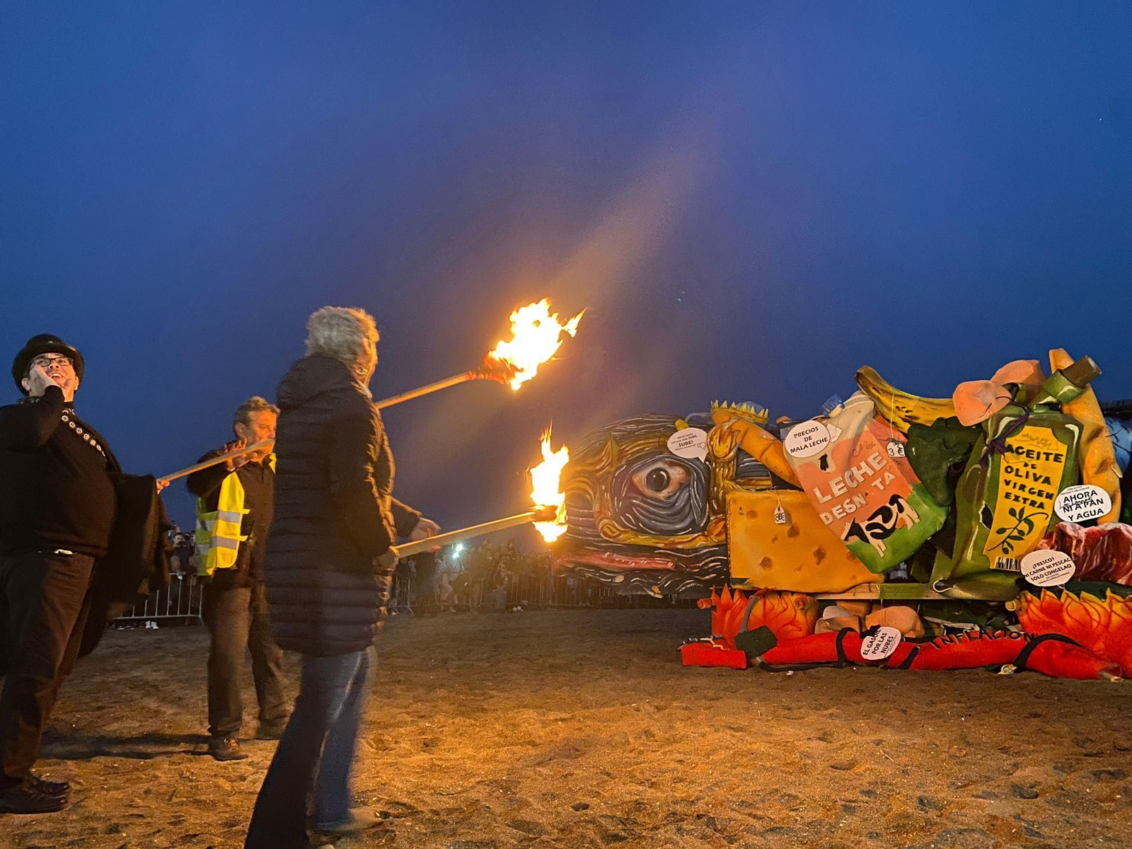 Las fotos del entierro del boquerón del Carnaval de Málaga 2023
