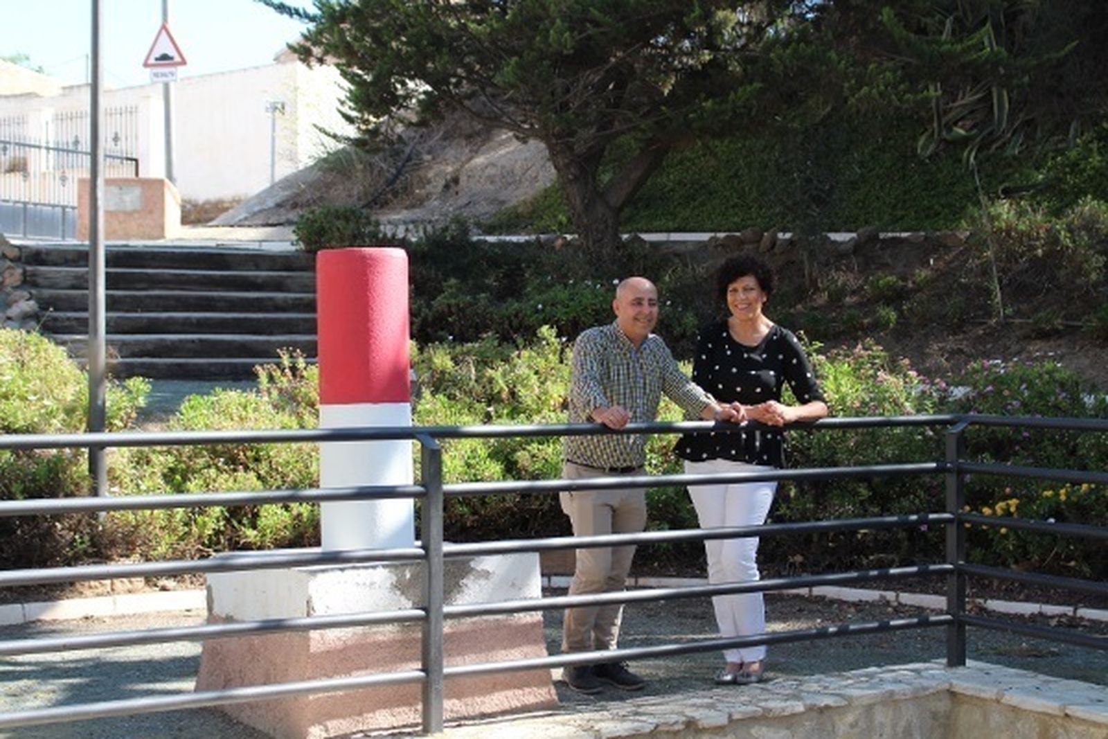 El alcalde de Huércal-Overa junto a la alcaldesa de Puerto Lumberas, quien también ha solicitado este programa.