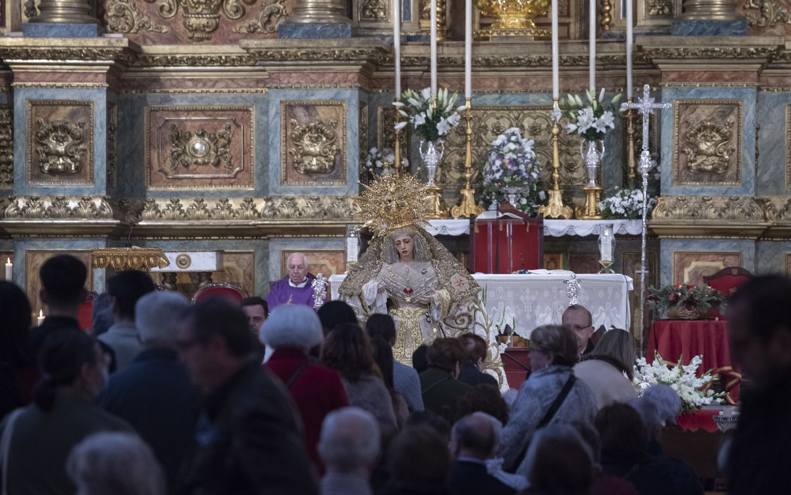 Las imágenes del besamanos de la Trinidad