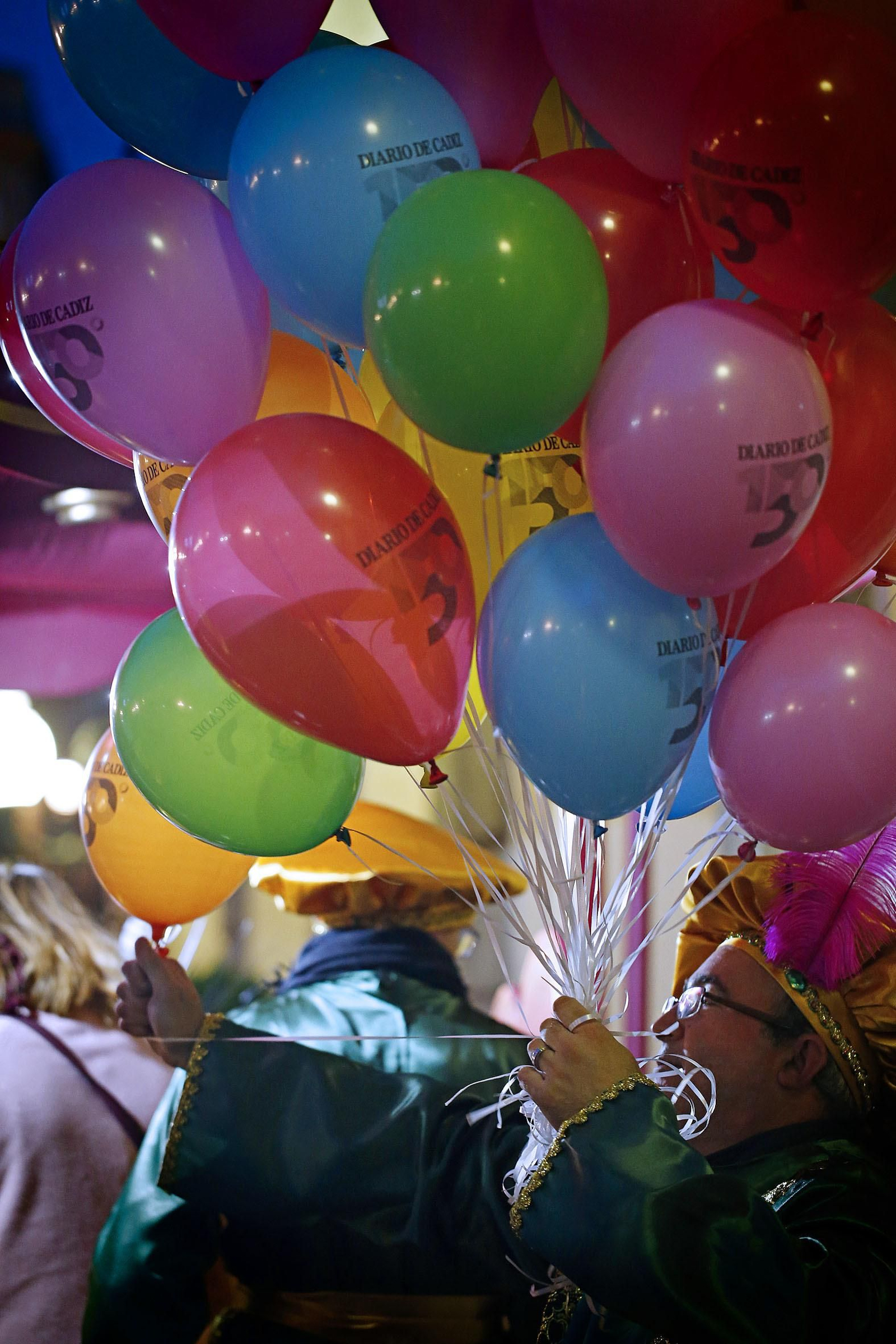 El Cartero Real recoge las cartas de los niños gaditanos para los Reyes Magos