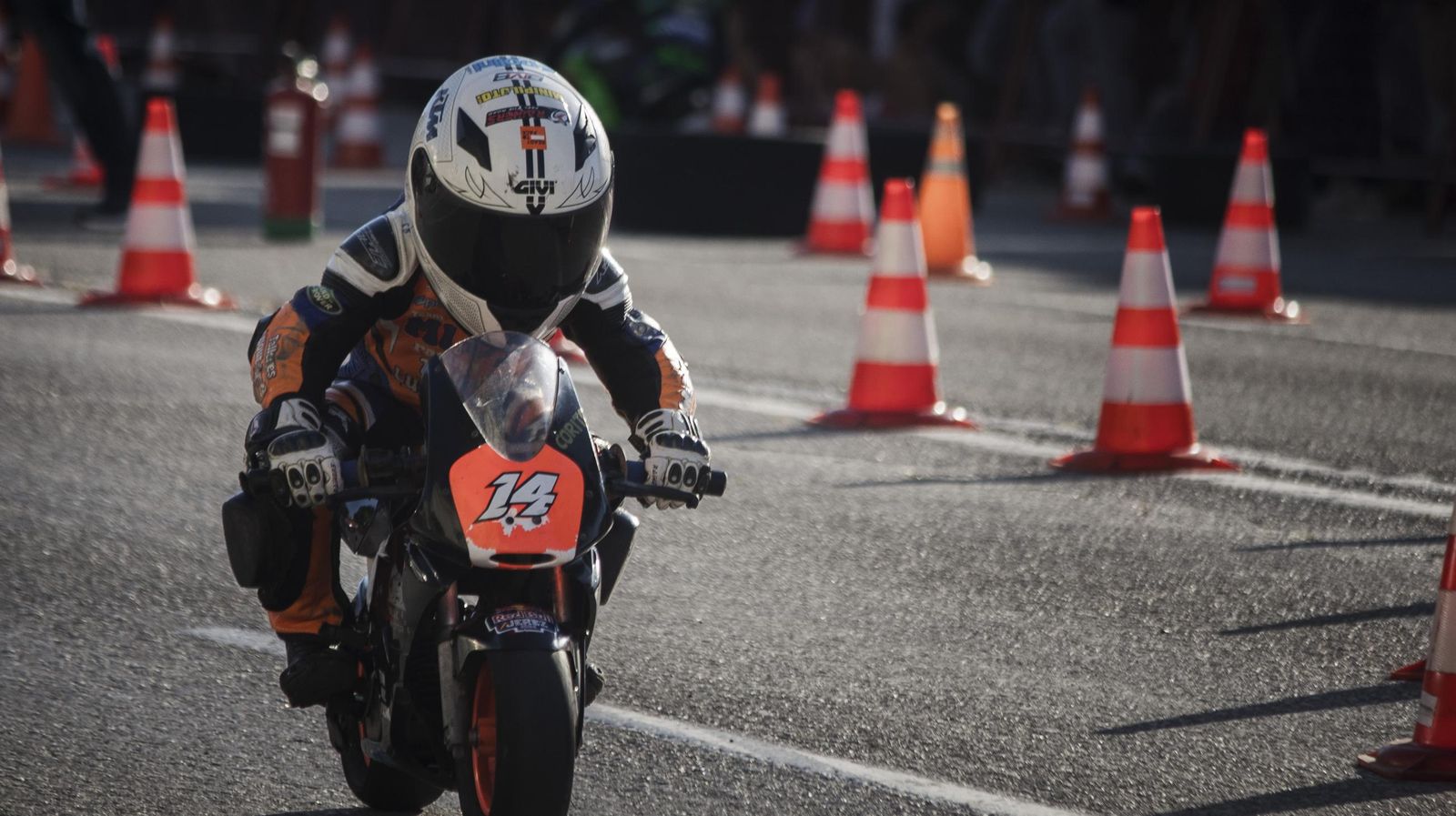 Búscate en el ambiente motero del sábado del Gran Premio de Jerez 2025