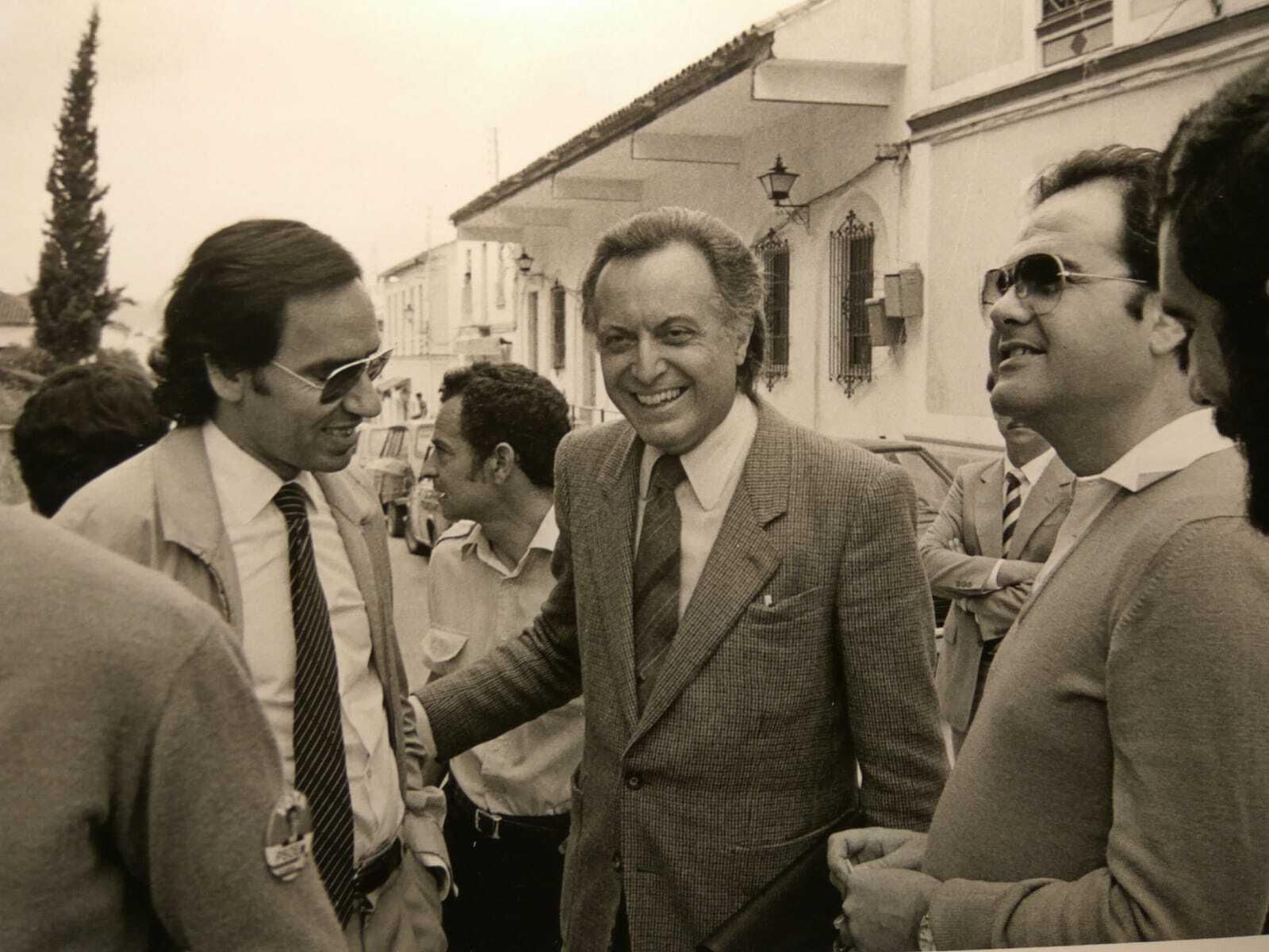 Jaime Pérez Llorca junto a Alfonso Guerra y Manuel Chaves.