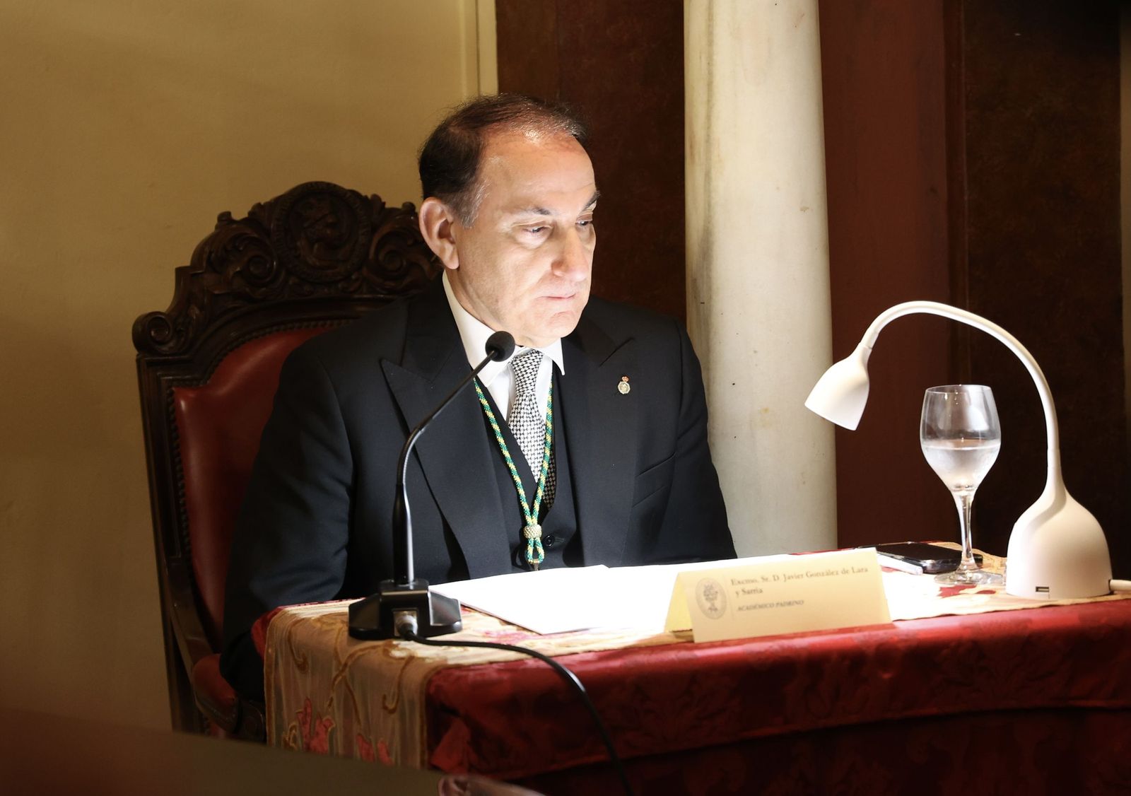Ingreso de José Luis García - Palacios en la Academia de Ciencias y Medio Ambiente de Andalucía