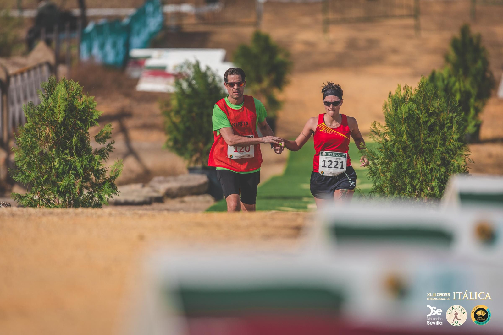 Búscate en las fotos del Cross de Itálica 2025 | 2