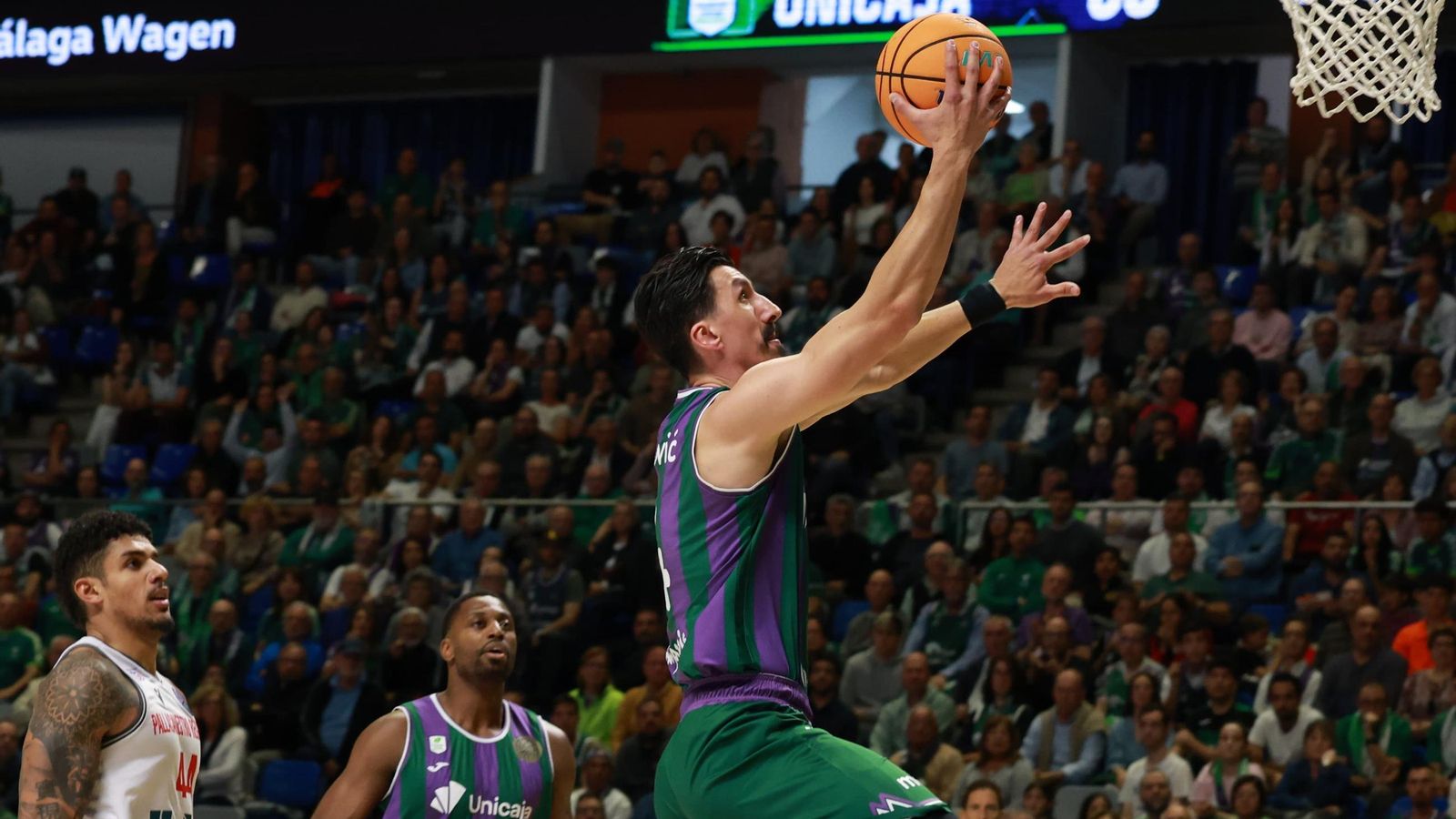 El Unicaja-Reggiana de cuartos de final de la BCL, en fotos