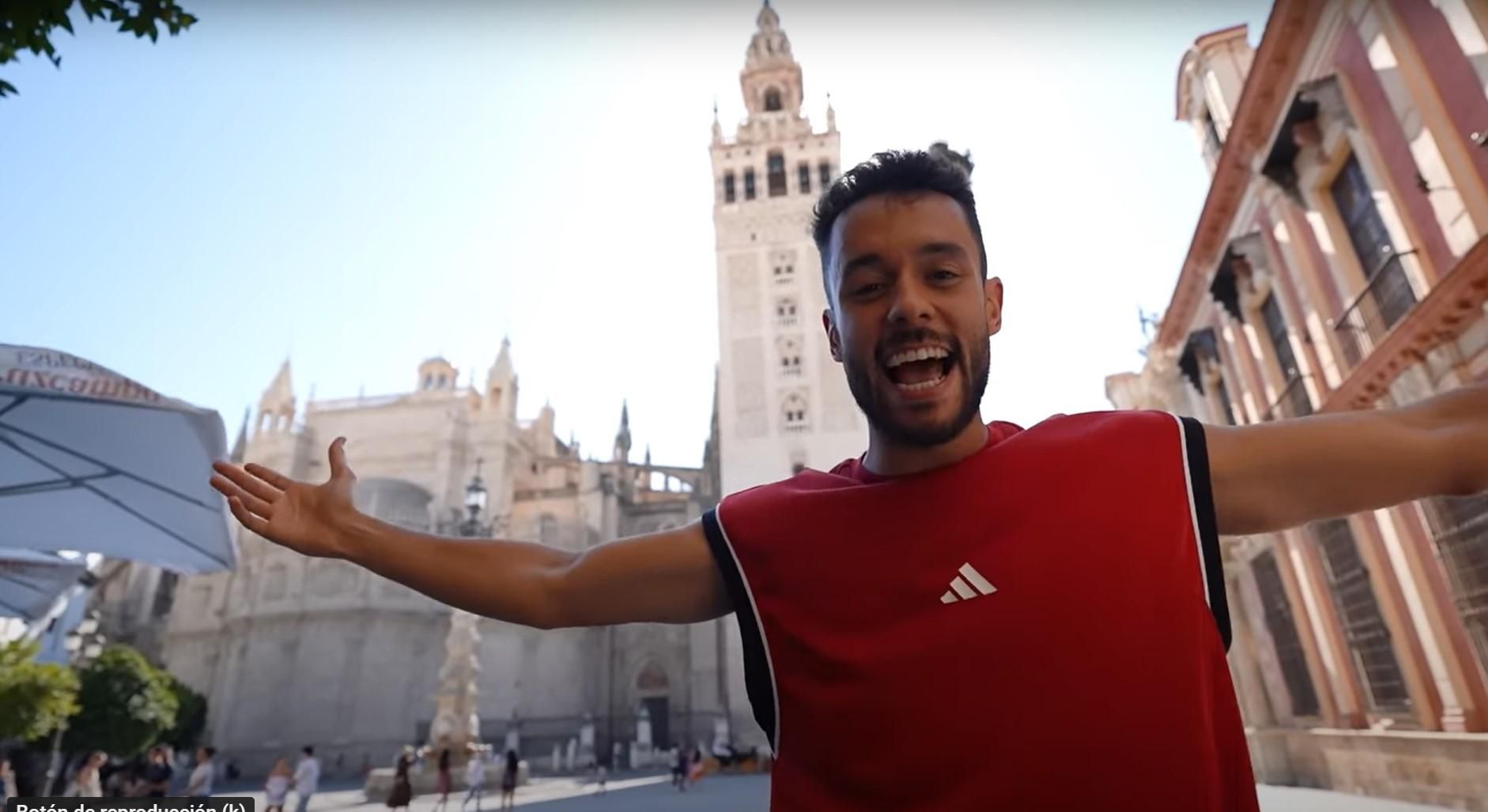 TheGrefg recorre Sevilla y destaca su belleza antes de ‘La Velada del Año 5’: "Esta ciudad tiene mucho encanto"