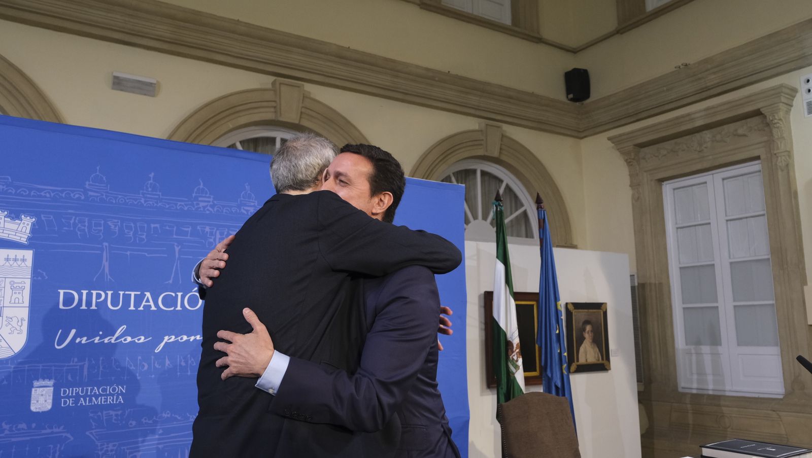 Imágenes de la entrega del Escudo de Oro de la Diputación de Almería a Ambrosio Sánchez