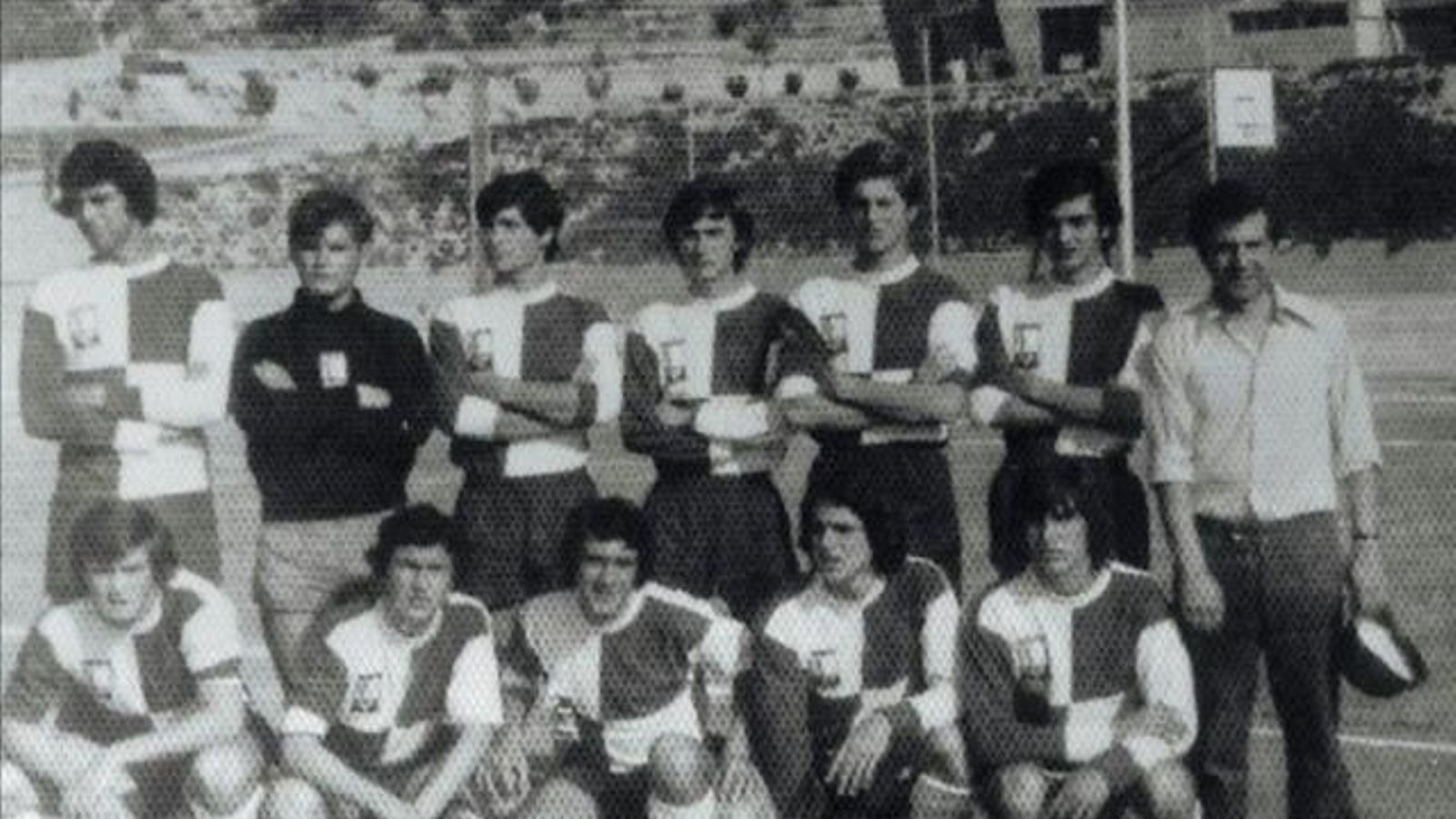 Equipo del Instituto Nicolás Salmerón en Tarragona, en la fase final del nacional escolar de 1974.