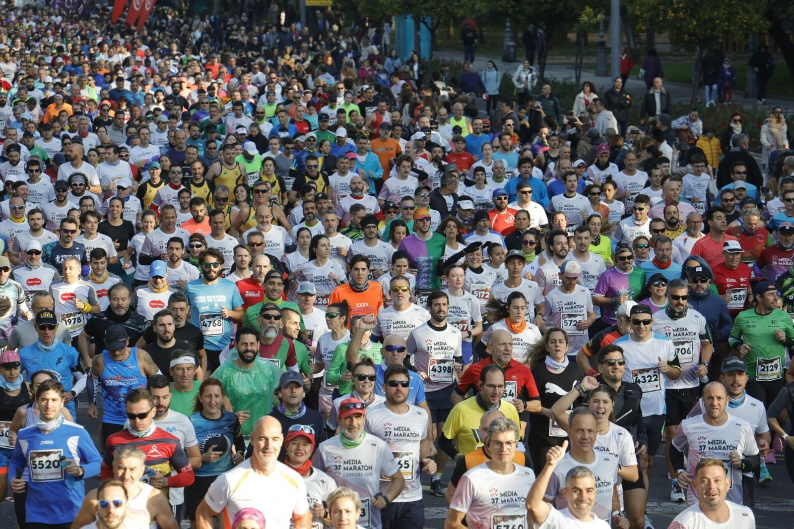 Media Maratón de Córdoba 2023: Las mejores fotos de la salida de la prueba Media Maratón de Córdoba 2023: Las mejores fotos de la salida de la prueba