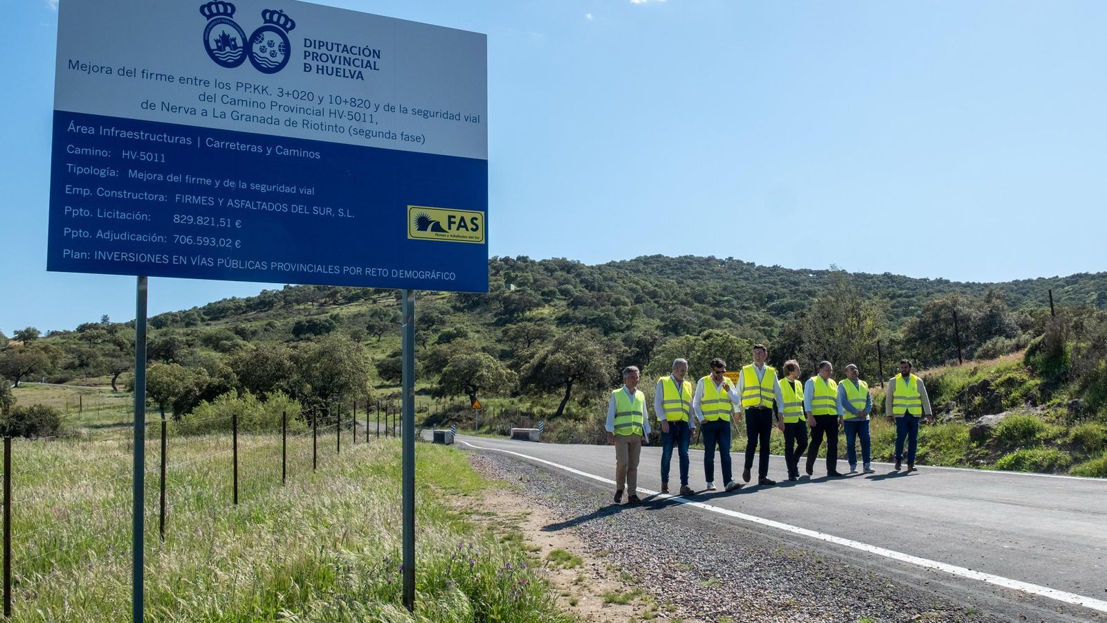 Visita a la vía renovada.