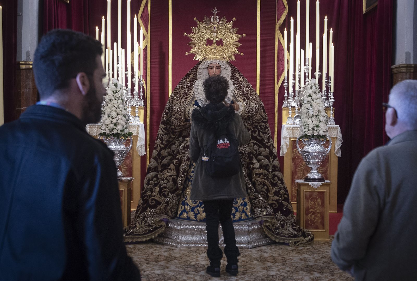 Las imágenes del besamanos de la Virgen de la O