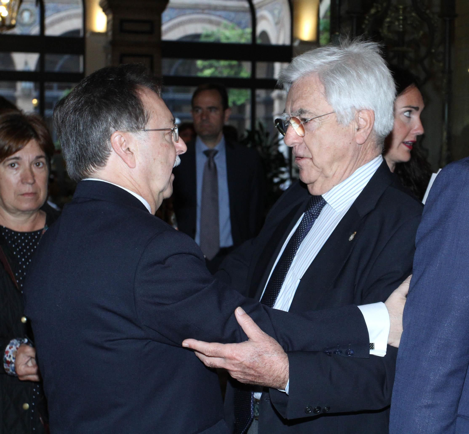 Las imágenes del Foro Joly con el presidente de Ceuta