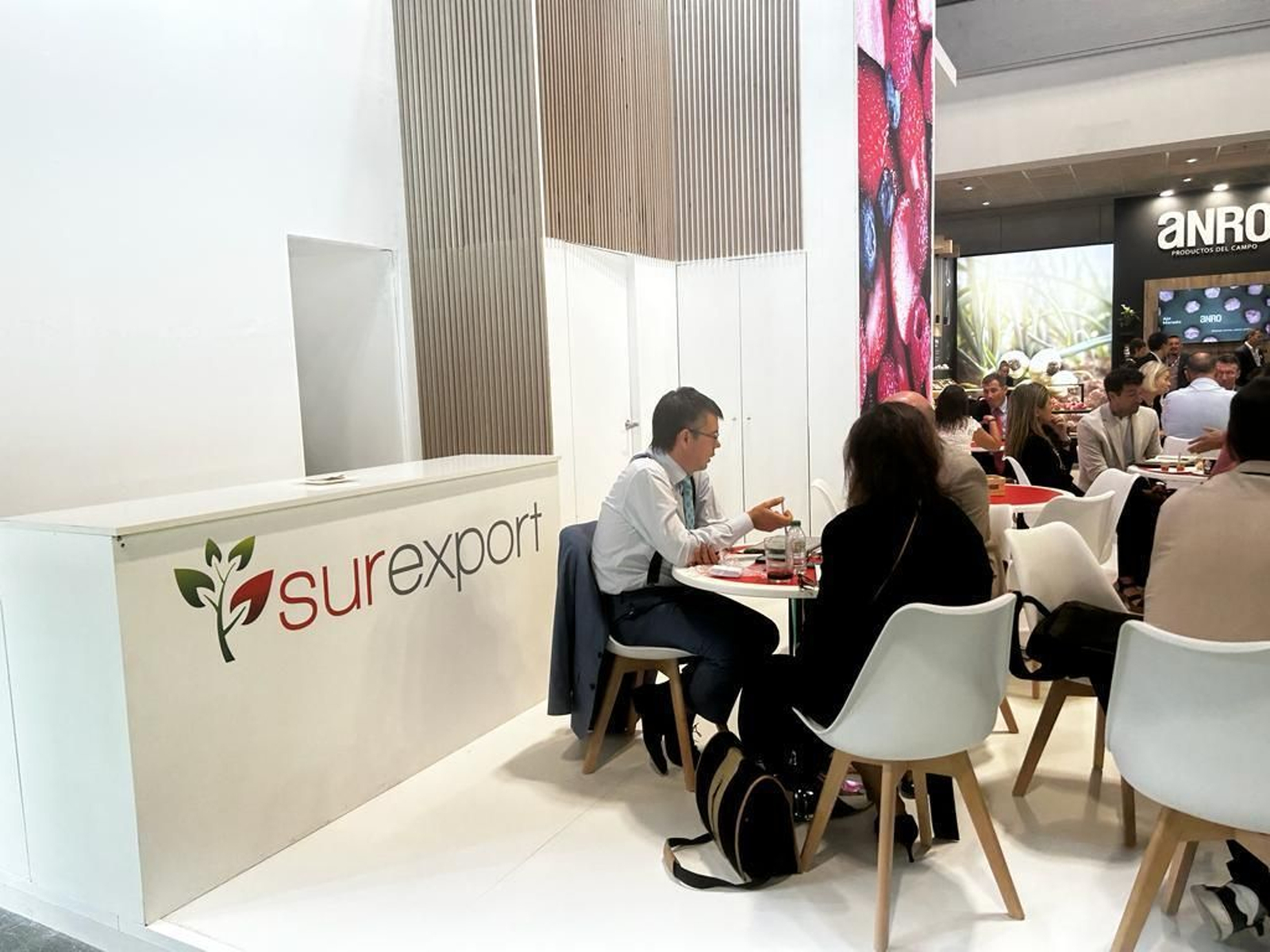 La presencia de Huelva en el primer día de Fruit Atracttion, en imágenes