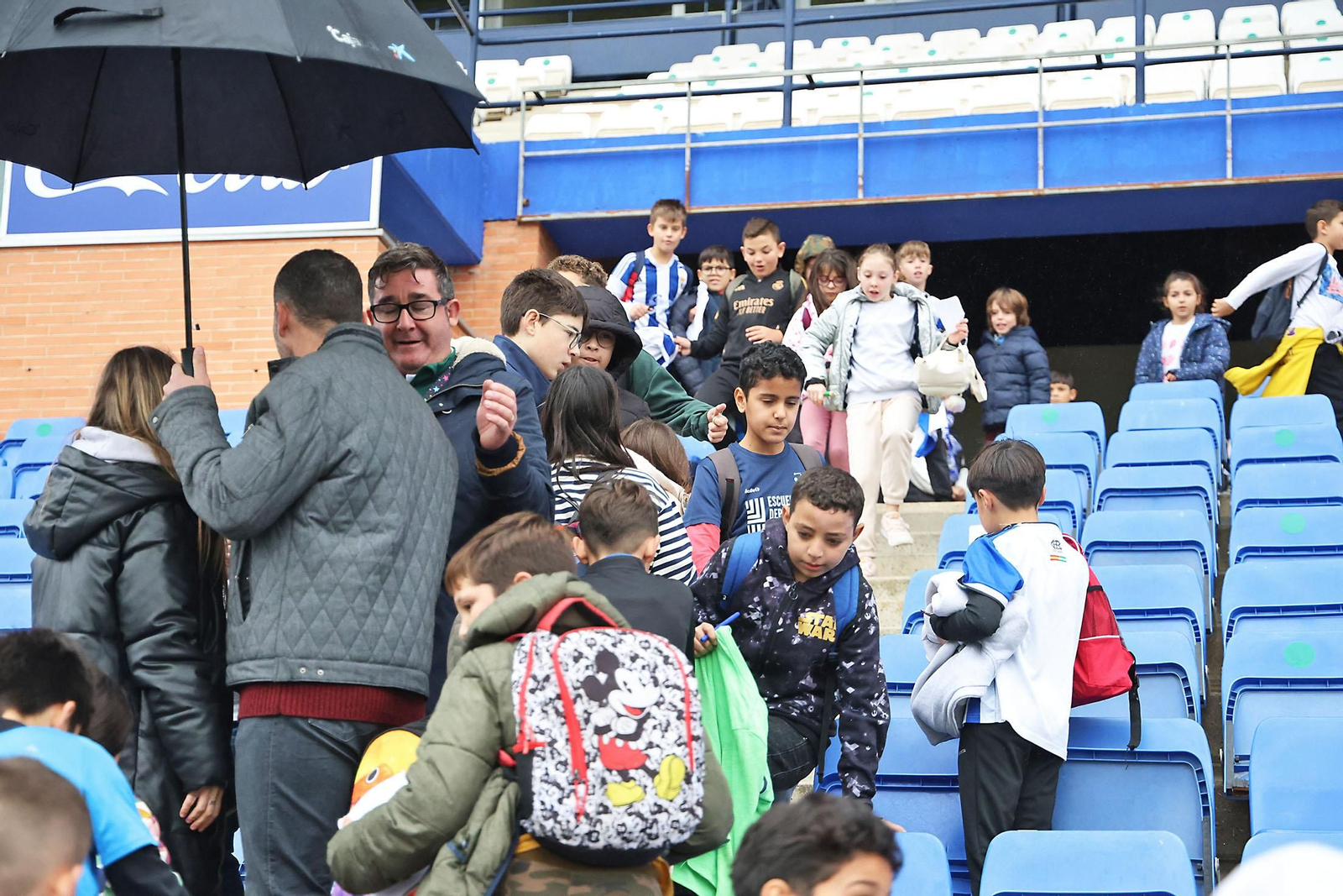 Imágenes de los mas pequeños en el entrenamiento del Recreativo de Huelva