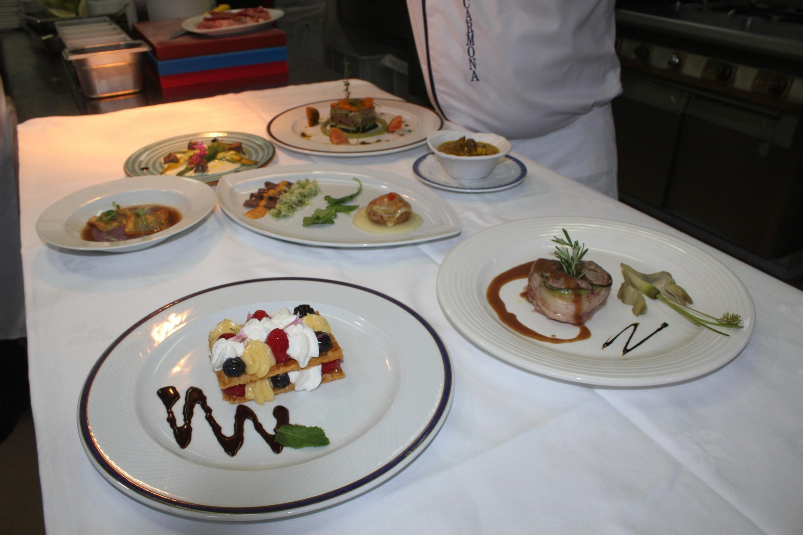 Las mejores fotos de la Terraza Carmona y sus jornadas del toro bravo en la cocina