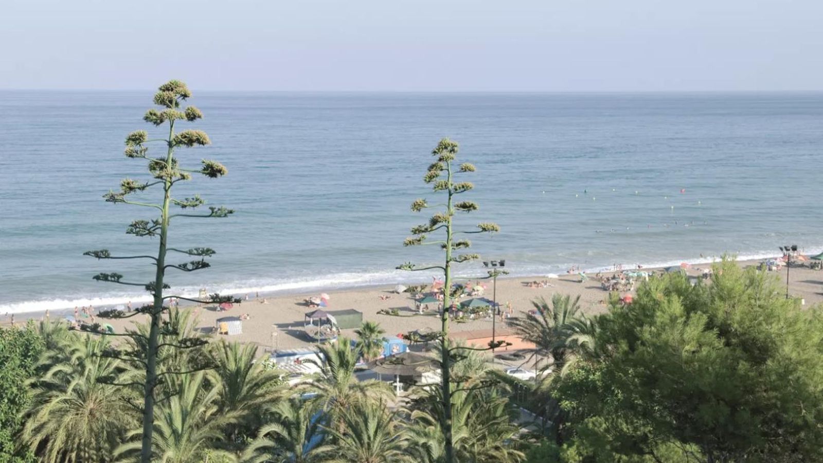Playa del Ejido-Castillo, en Fuengirola. Playa del Ejido-Castillo, en Fuengirola.