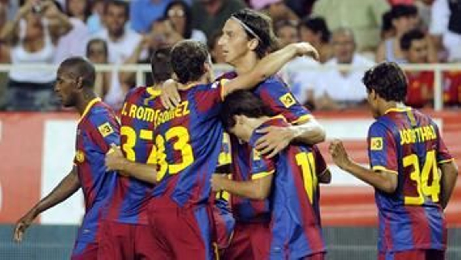 El Sevilla vence 3-1 al Barcelona en el partido de ida de la Supercopa de España.

Foto: Antonio Pizarro · Agencias