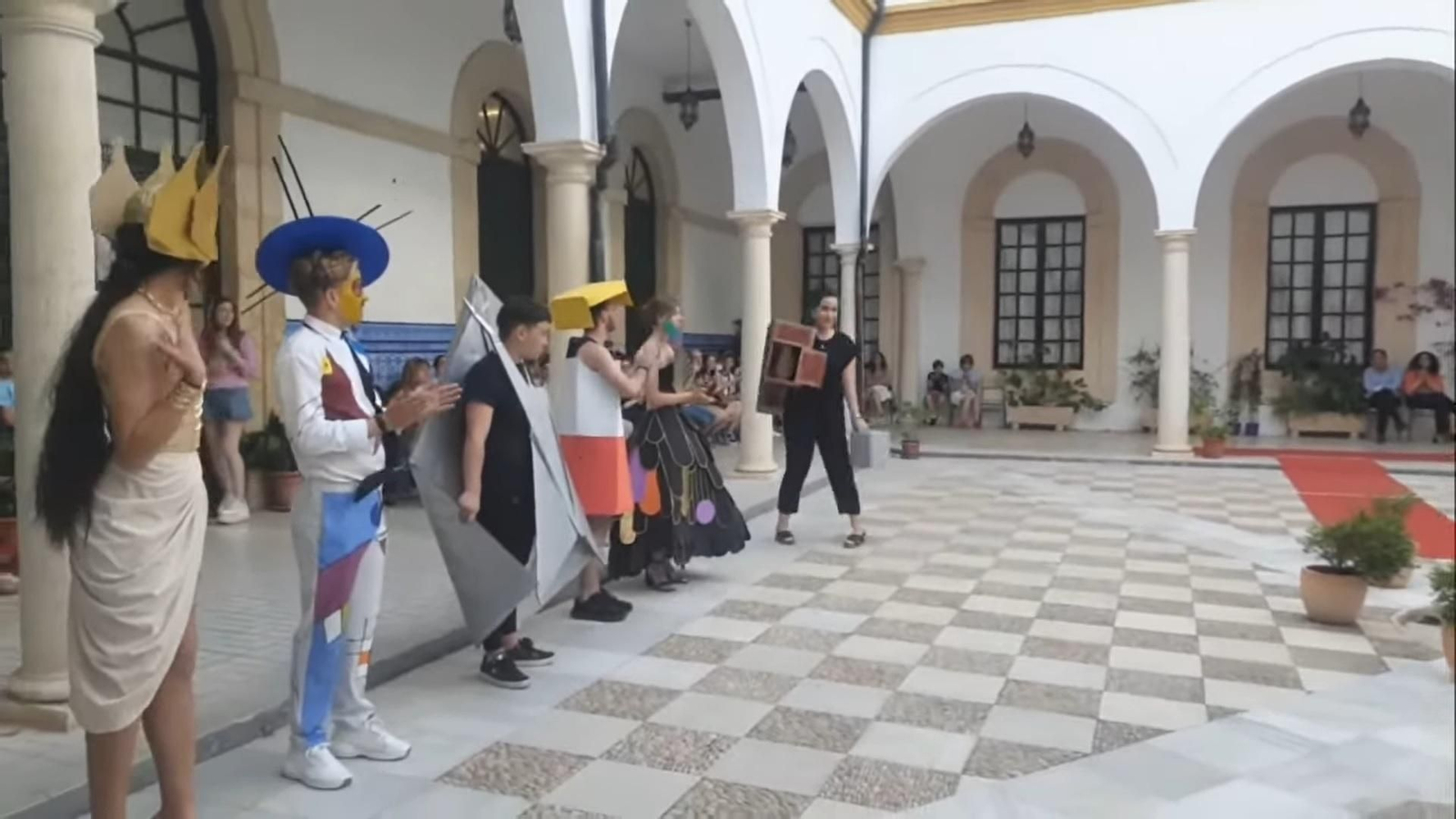 Un momento del desfile del pasado año. Un momento del desfile del pasado año.