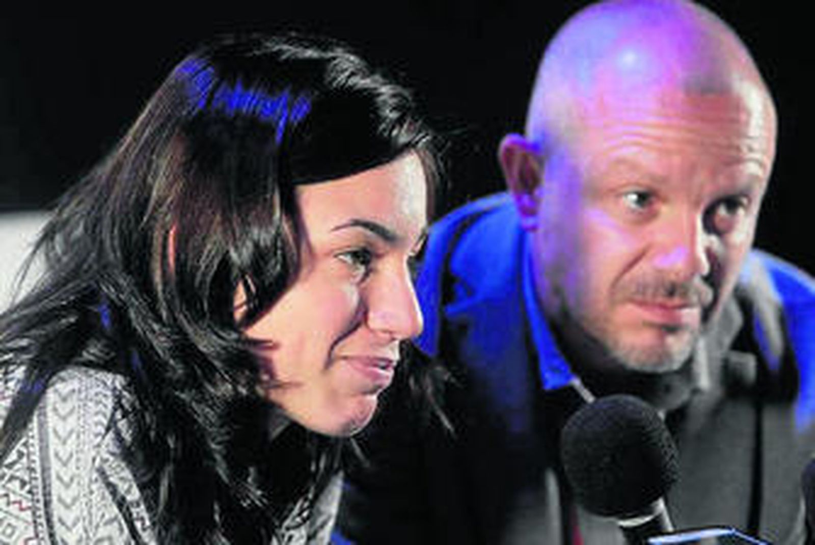 Sandra Villa y Fernando Cabrera, durante la entrevista.