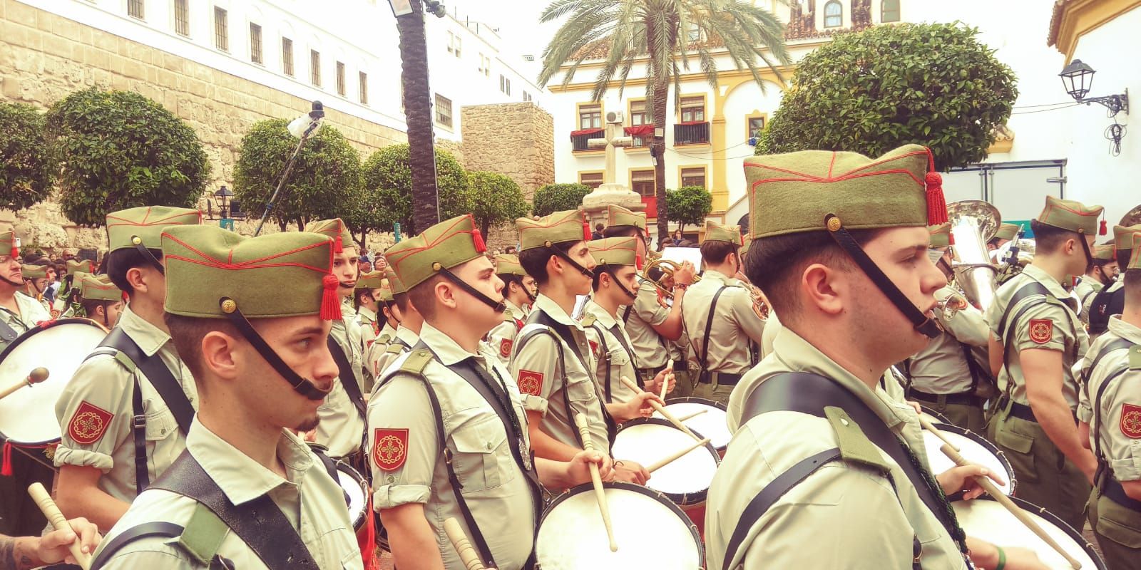 La amenaza de lluvia desluce el Domingo de Resurrección en Marbella