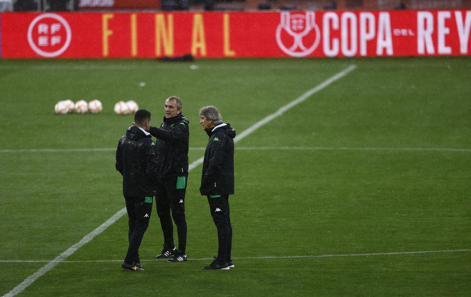 Betis - Valencia | La final de la Copa del Rey se ambienta pese a la lluvia