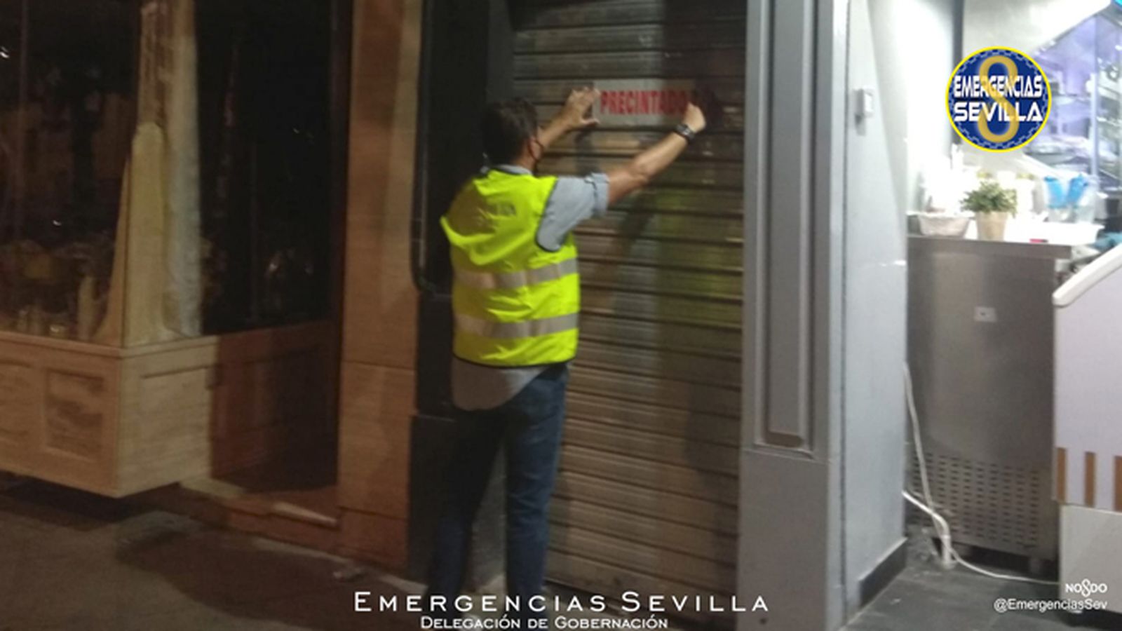 El local precintado.