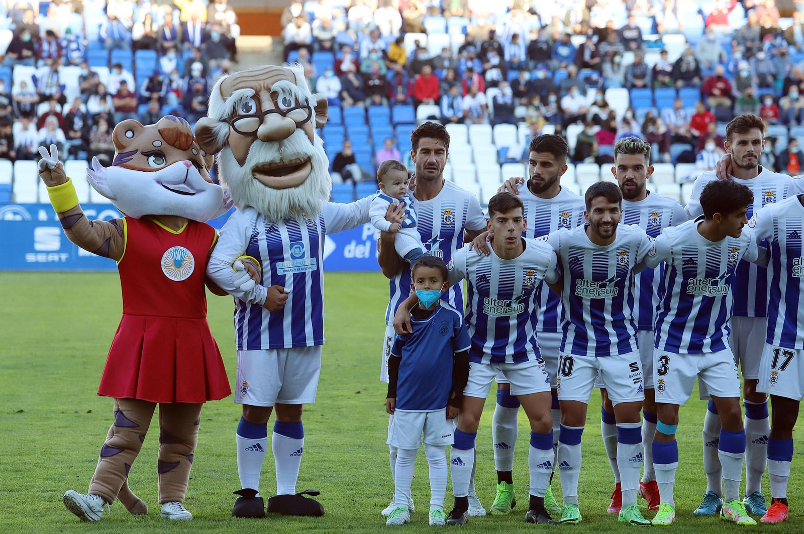 Imágenes del Recreativo de Huelva-Puente Genil
