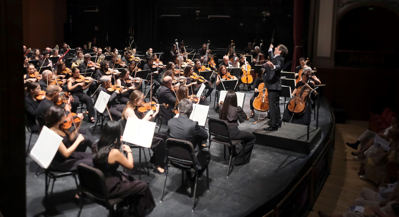 La Orquesta de Córdoba, en su primer concierto de la temporada de abono. La Orquesta de Córdoba, en su primer concierto de la temporada de abono.