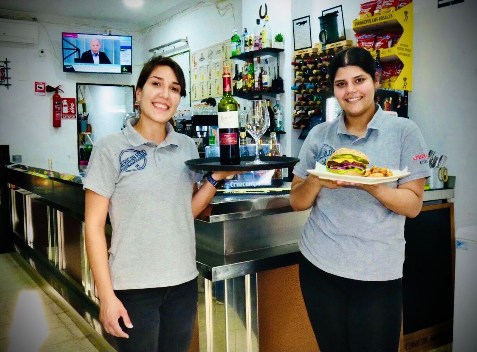 American Food Bar se encuentra en la calle Paco Gandía.