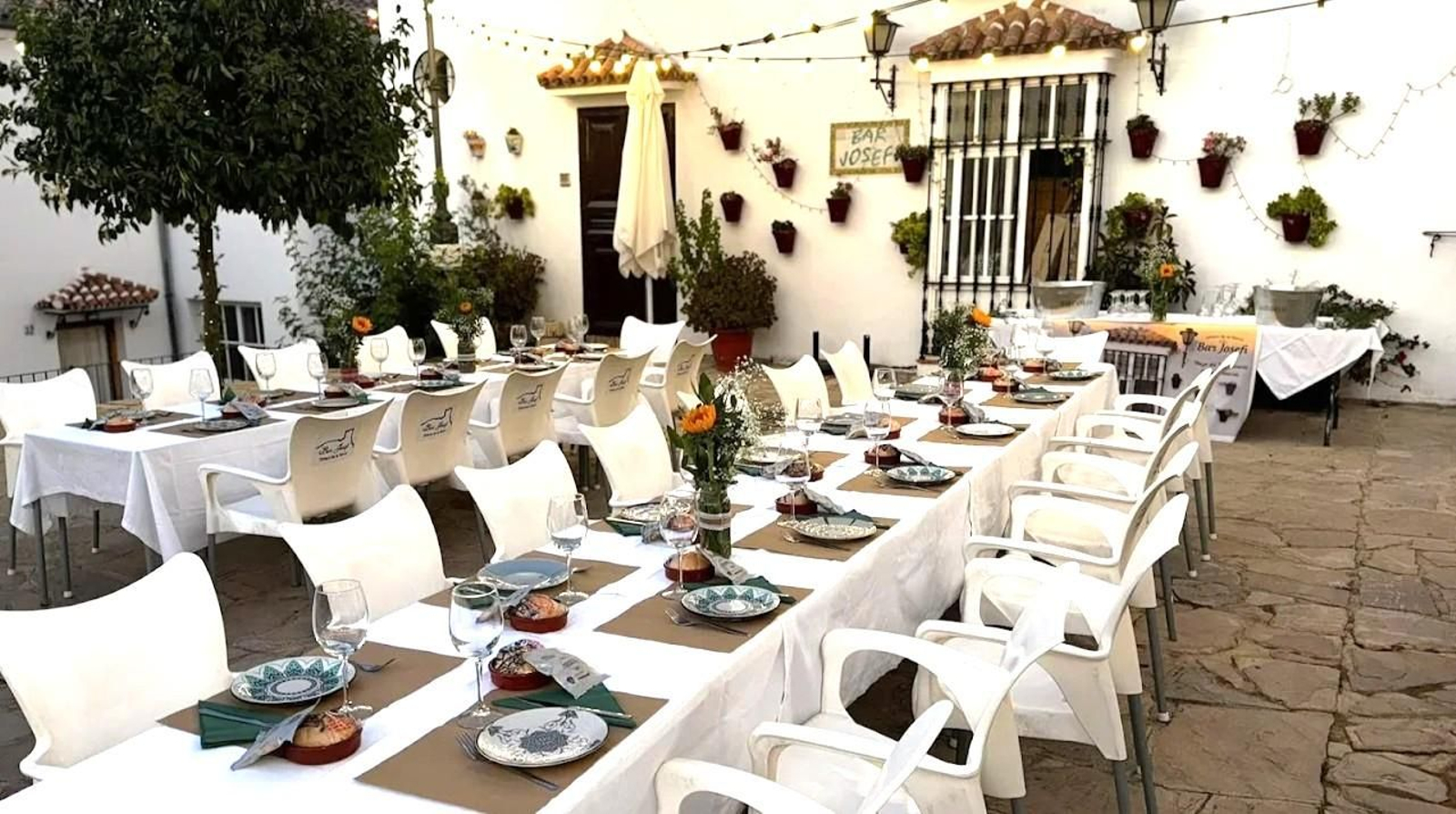 Bar Josefi es uno de los reconocidos en esta prestigiosa guía gastronómica de El País