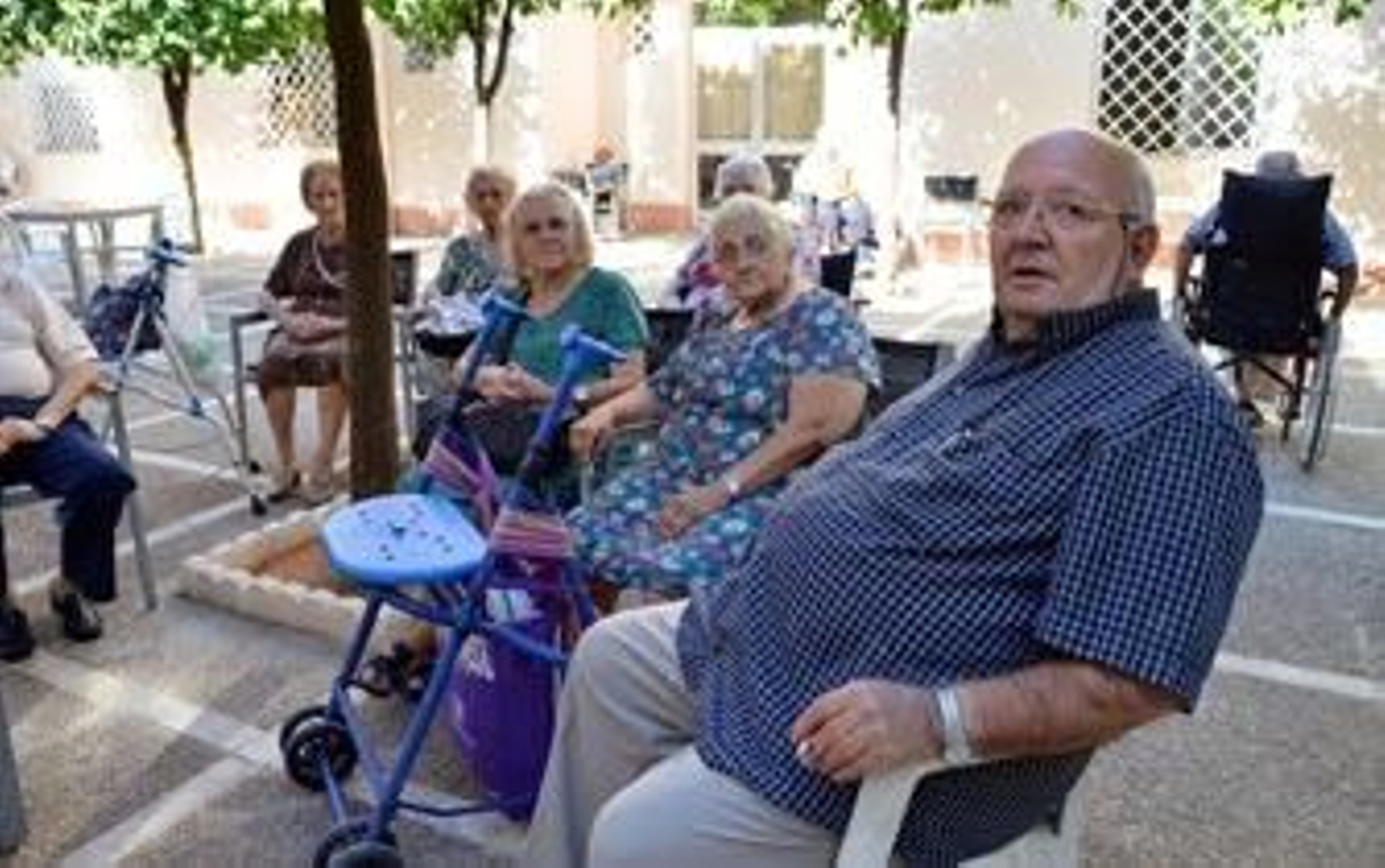 Varios residentes de un geriátrico de Montealto critican el servicio recibido