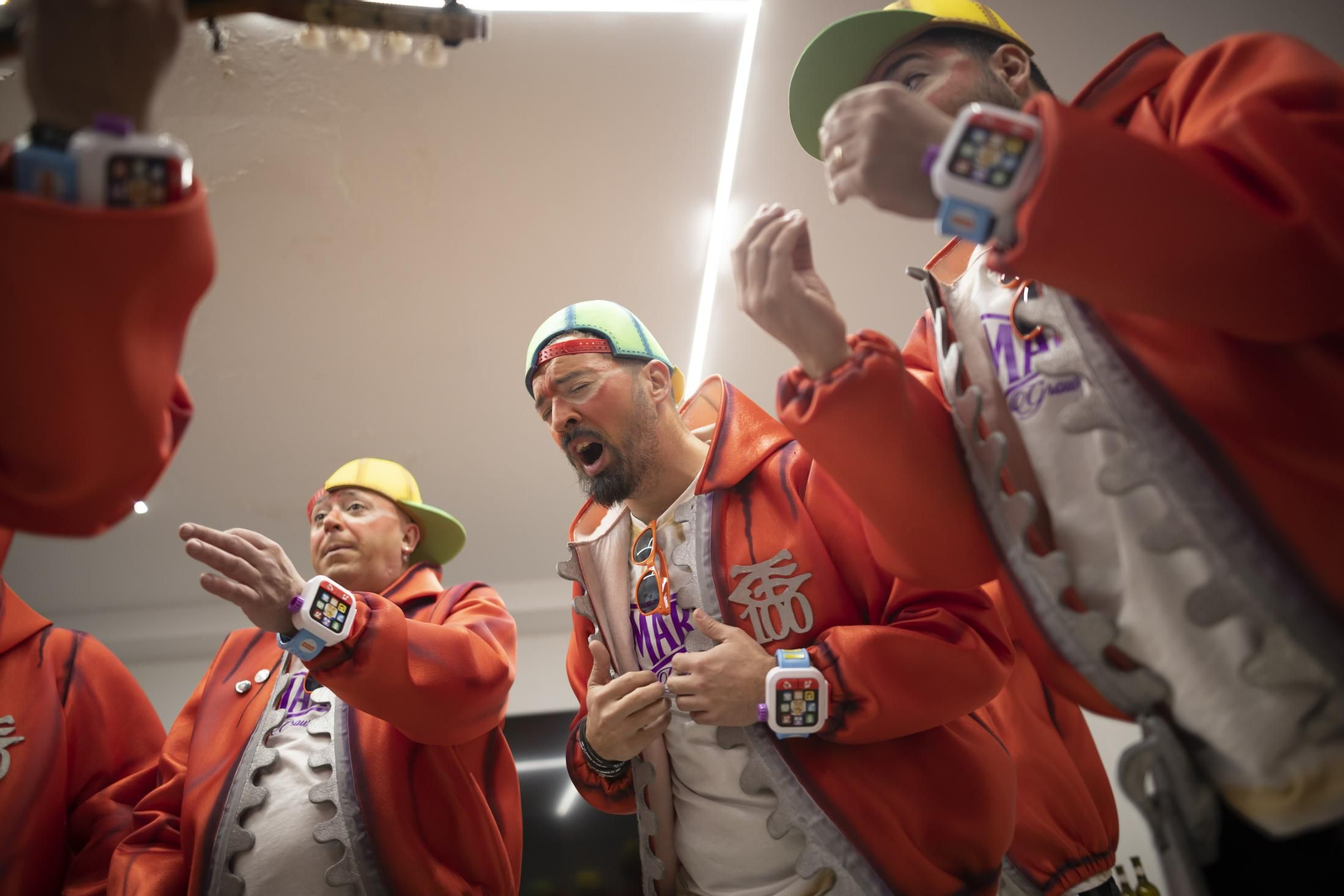 La última jornada de semifinales del Carnaval de Huelva, en imágenes