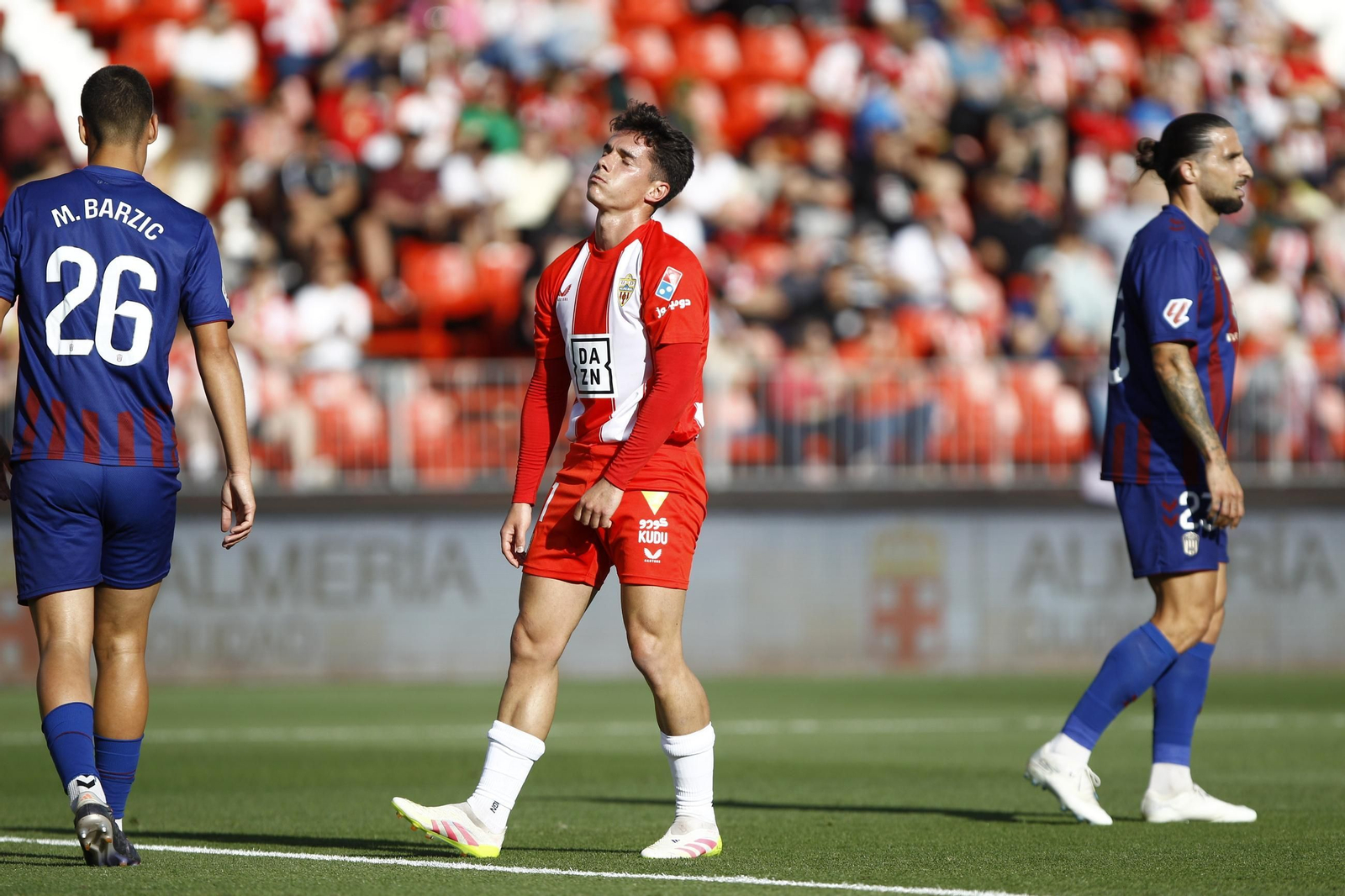 El U.D. Almería-C.D. Eldense, en imágenes