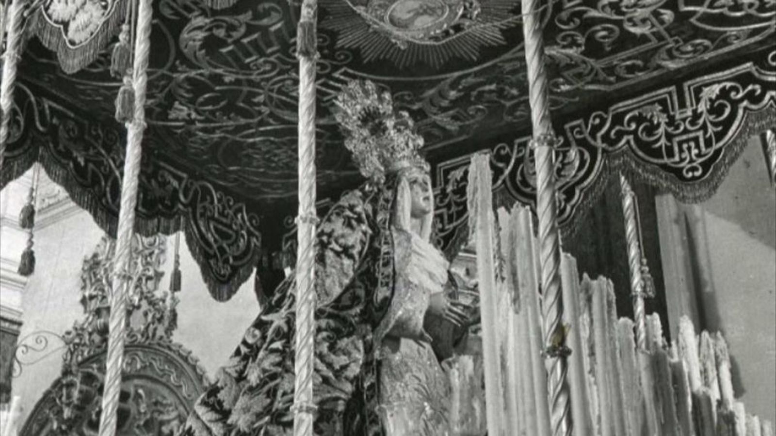 Vista delantera del manto carretero.