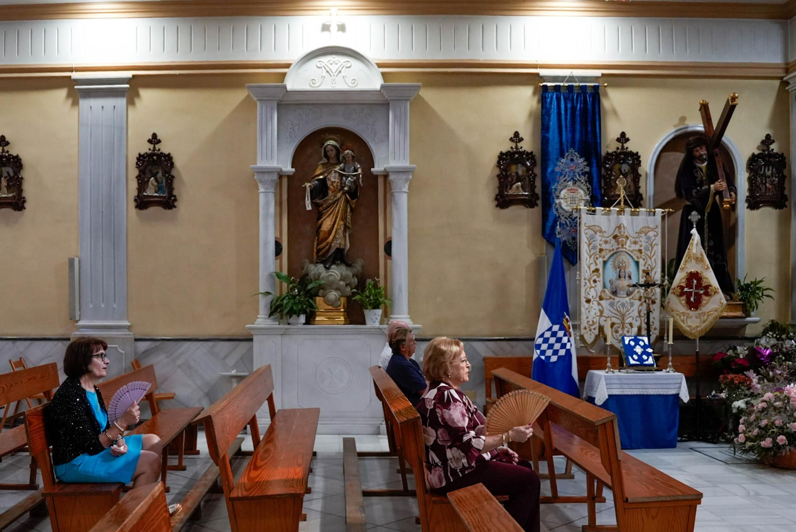 Las imágenes del la misa en Macael ofrecida por los niños y familias