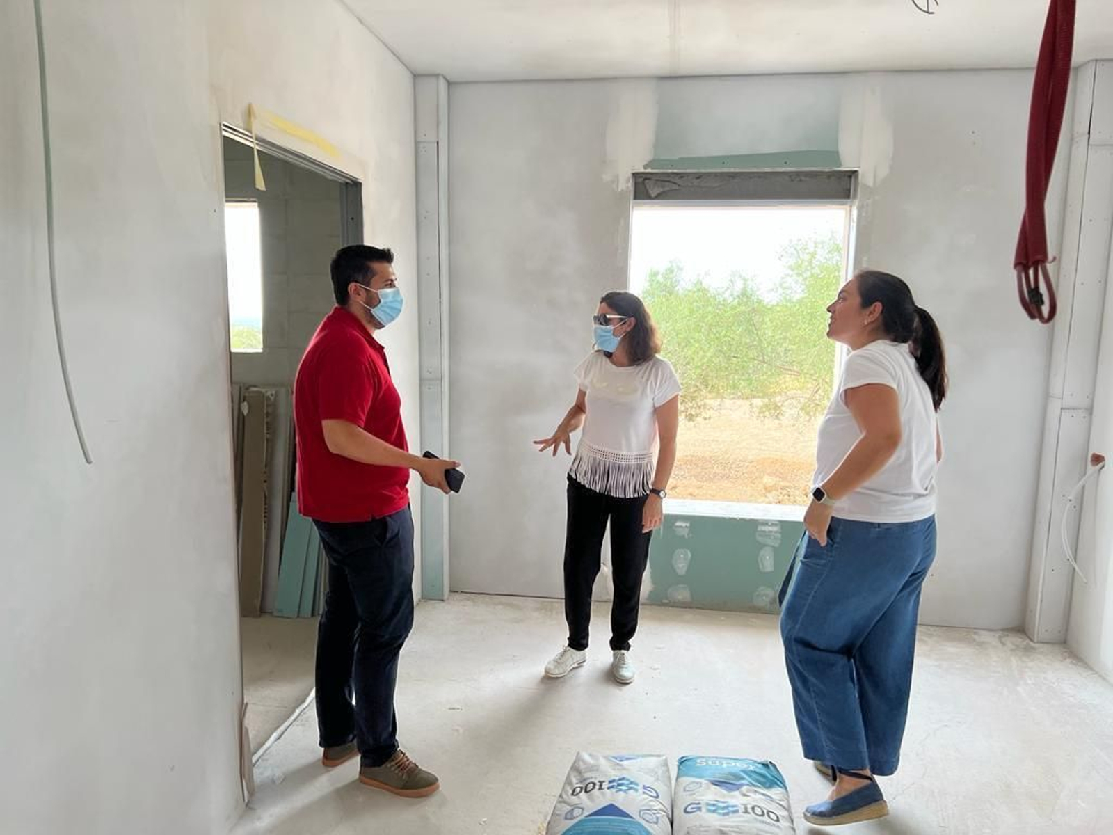 Visita a las obras de la residencia.