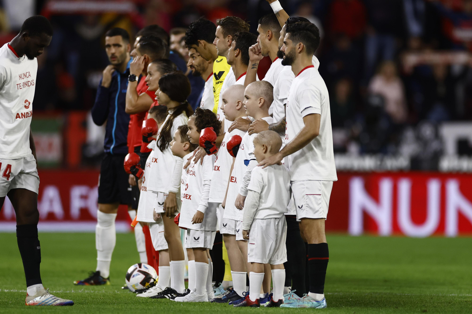 Búscate en las fotos del Sevilla FC-Real Sociedad