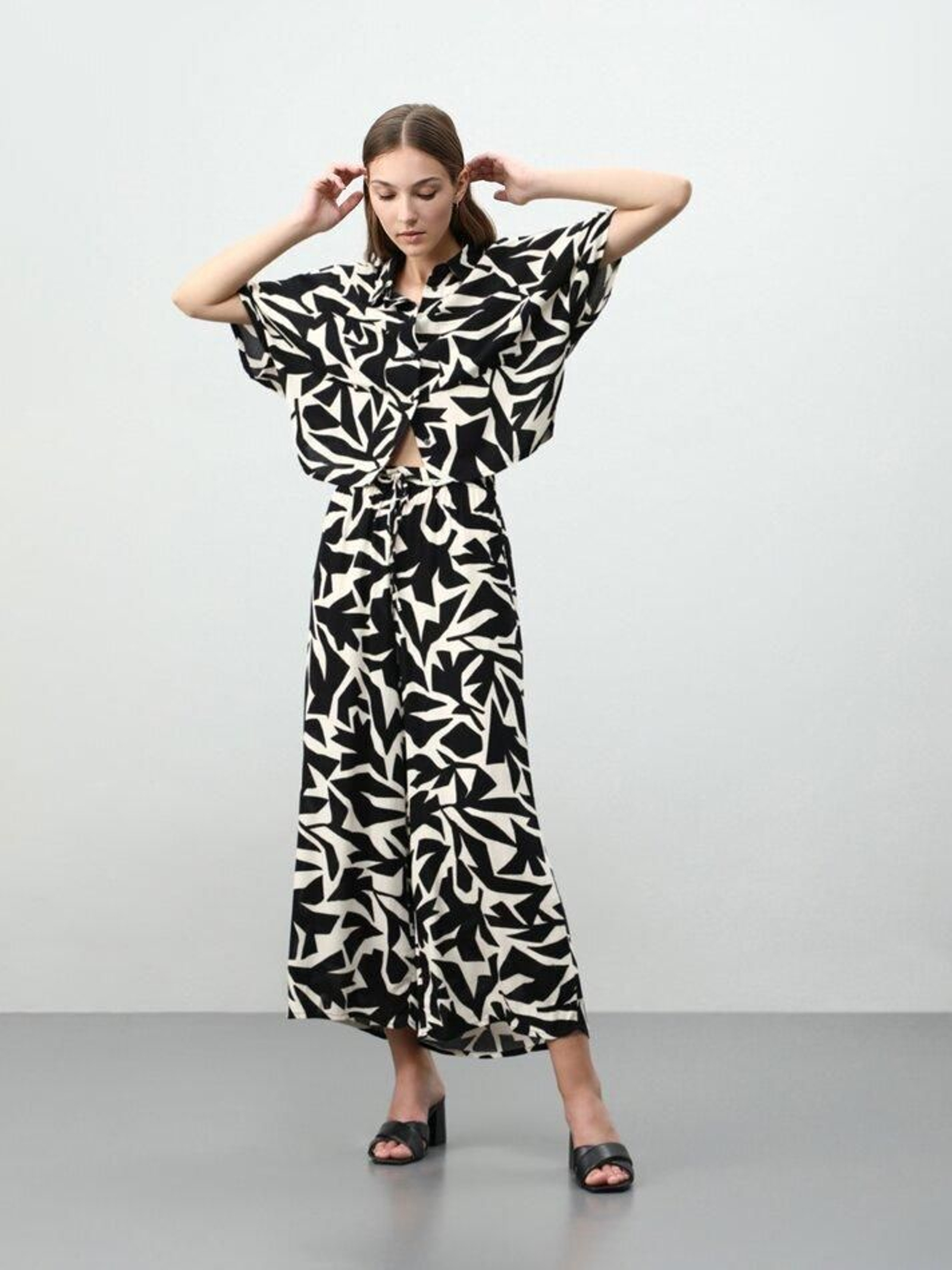 Conjunto estampado de Lefties.