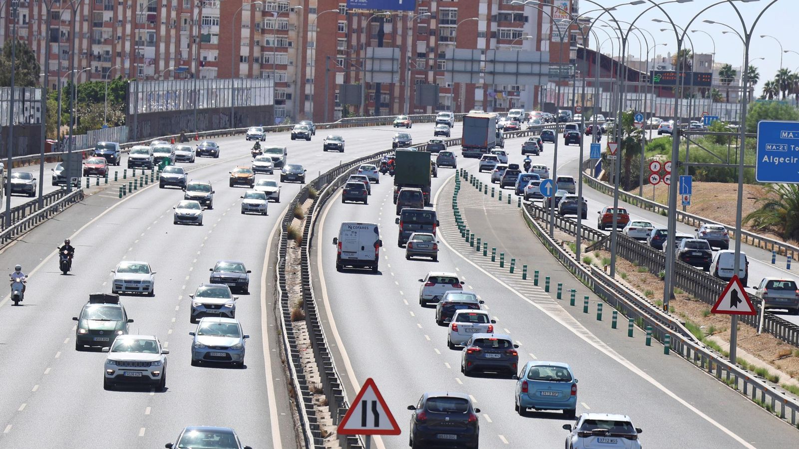 Vehículos por la autovía en Málaga en una imagen reciente.
