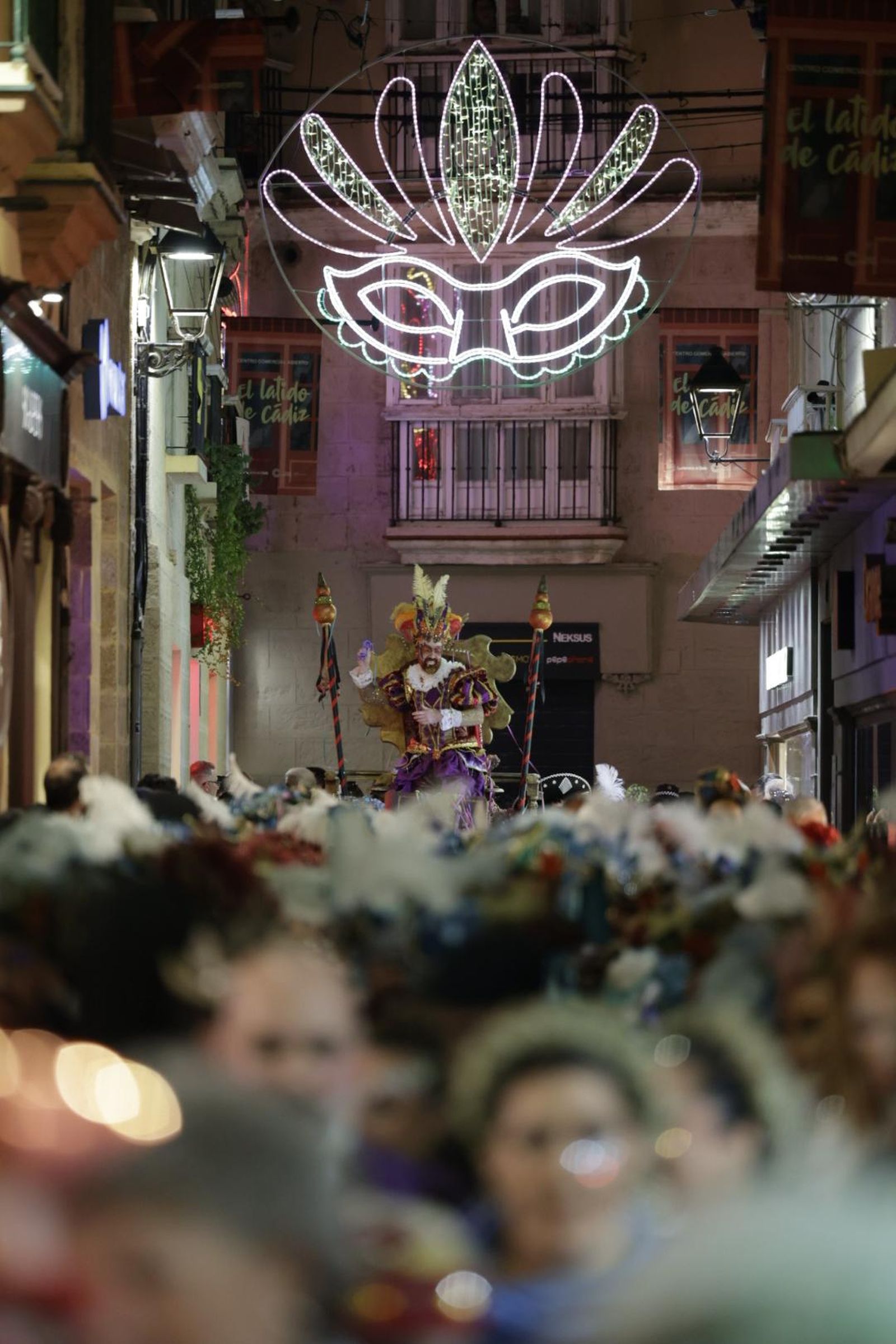 Cortejo, acto y quema del Dios Momo del Carnaval de Cádiz 2026