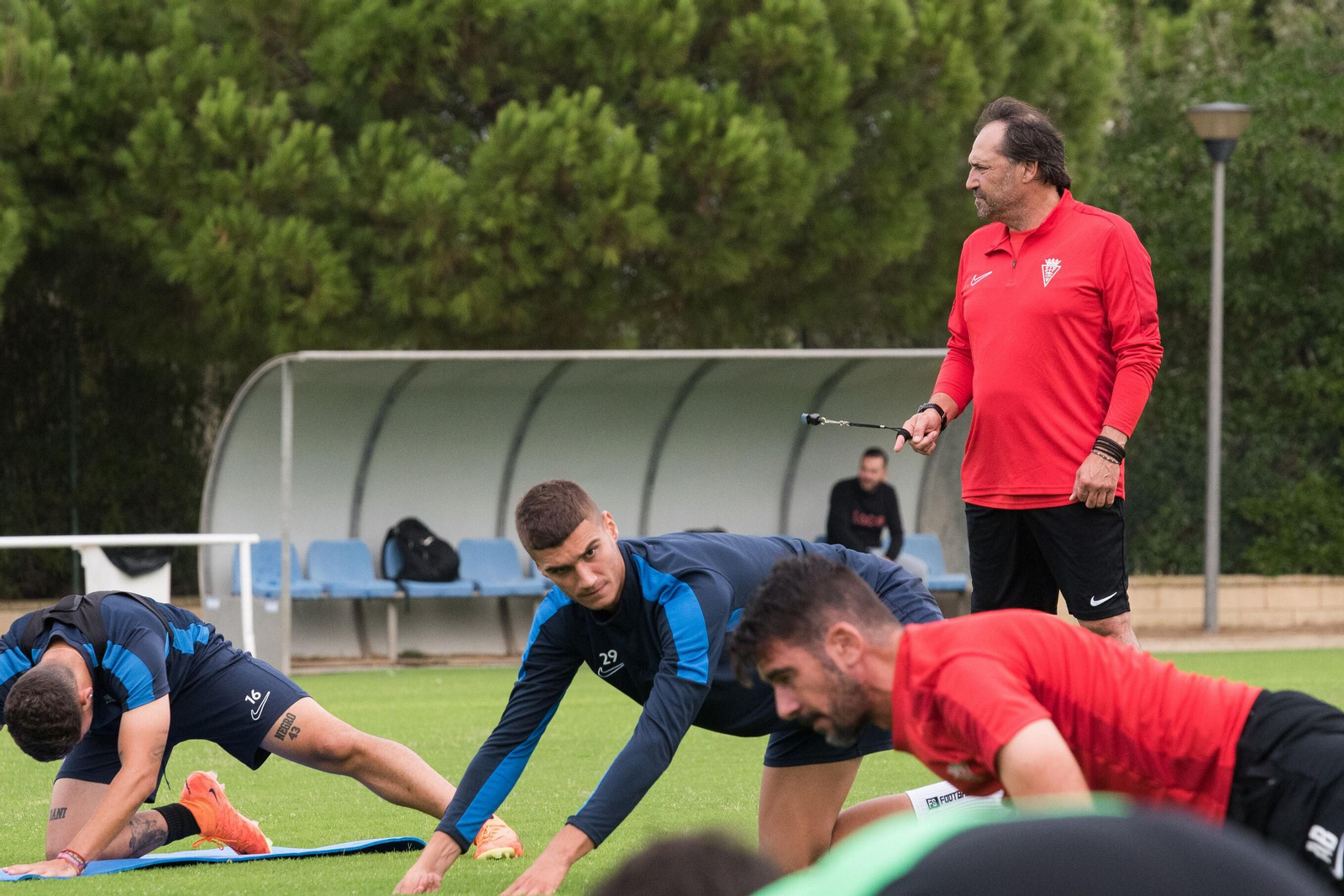 Alfredo Santaelena, durante un entrenamiento del San Fernando.