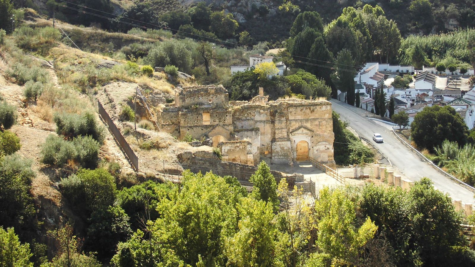 El interior está repleto de patrimonio.